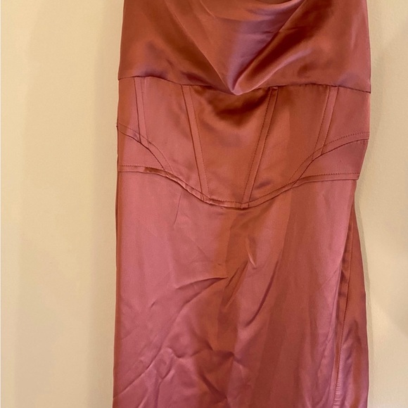 Dress - Picture 6 of 6